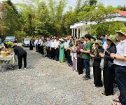 PGS.TS.BSCKII Nguyễn Vũ Trung tham dự hoạt động dâng hương, dâng hoa Kỷ niệm 51 năm ngày giải phóng miền Nam